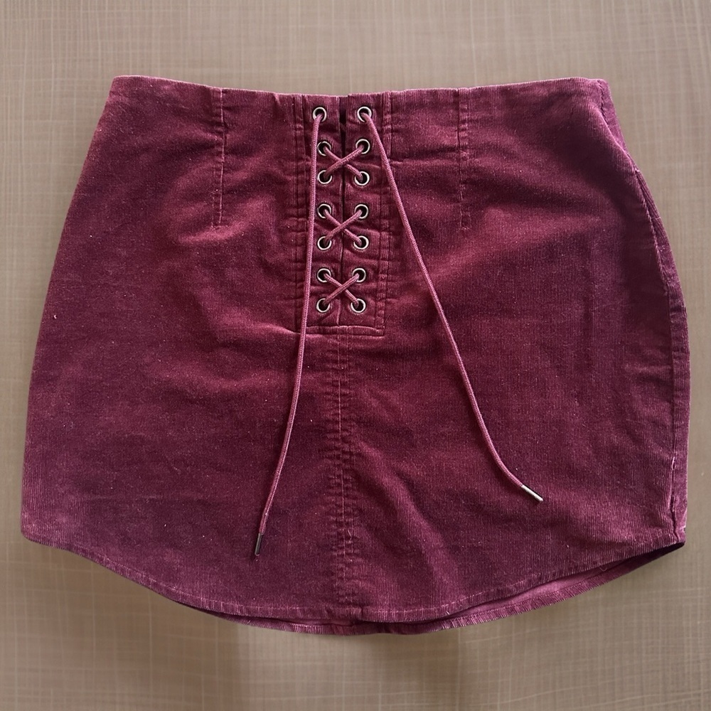 Forever 21 burgundy lace up mini skirt size S